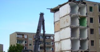 Демонтаж 5 этажного дома Кизилюрт, цена от 3750 руб.