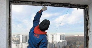 Демонтаж остекления балкона в Кизилюрте - цена от 581 руб. - Сварной-Кзт