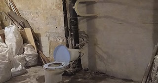 Демонтаж сантехкабины в панельном доме - цена от 1057 рублей | Сварной-Кзт